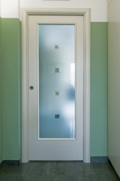 Porta laccata a vetro scorrevole scrigno - Laccatura ral 9010